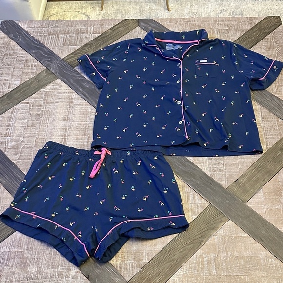 Columbia Other - Women’s Columbia pajama set